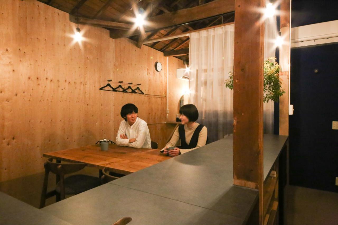 まちの別邸 緝 Shu Hostel Kōchi Kültér fotó