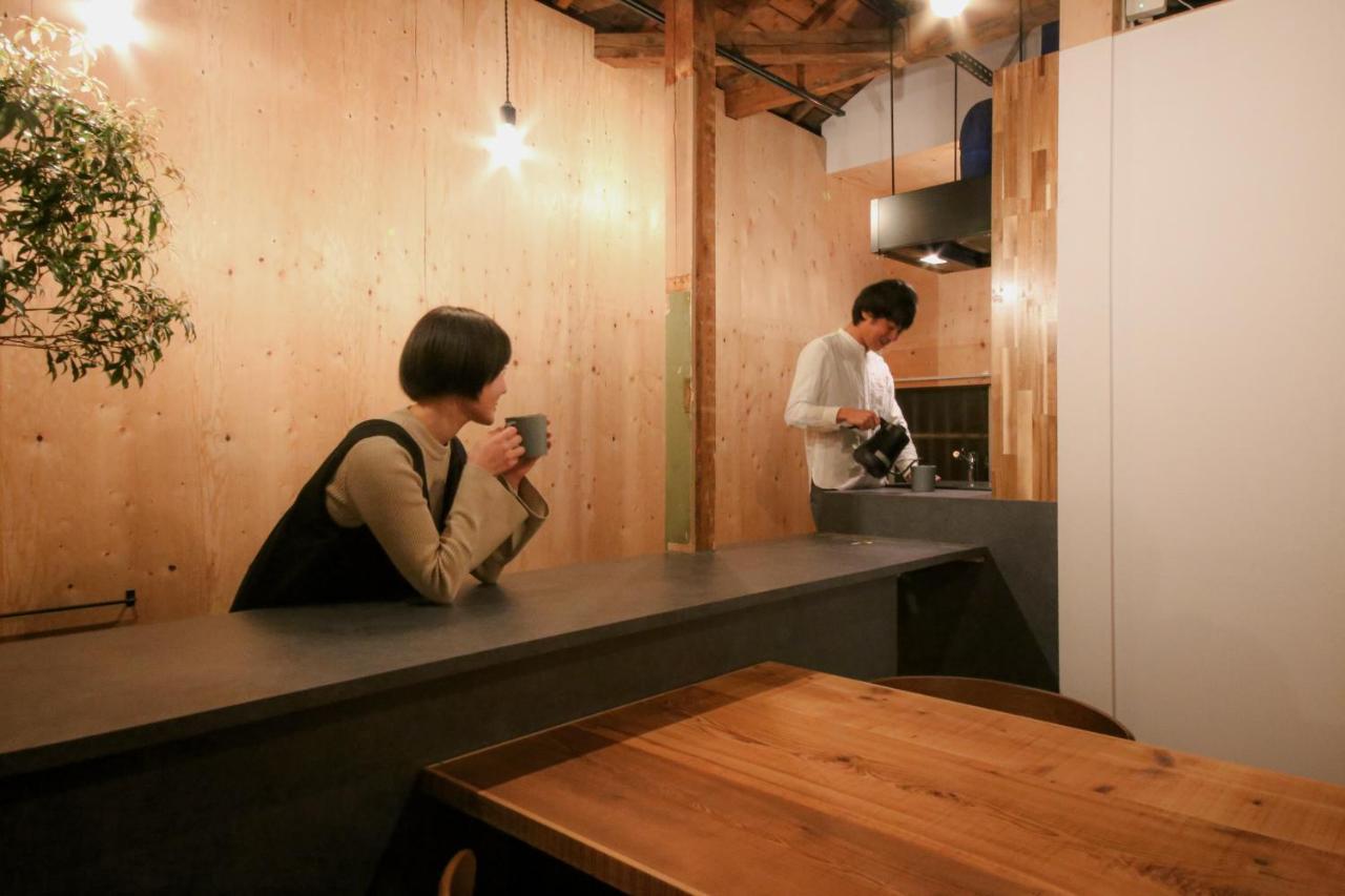 まちの別邸 緝 Shu Hostel Kōchi Kültér fotó