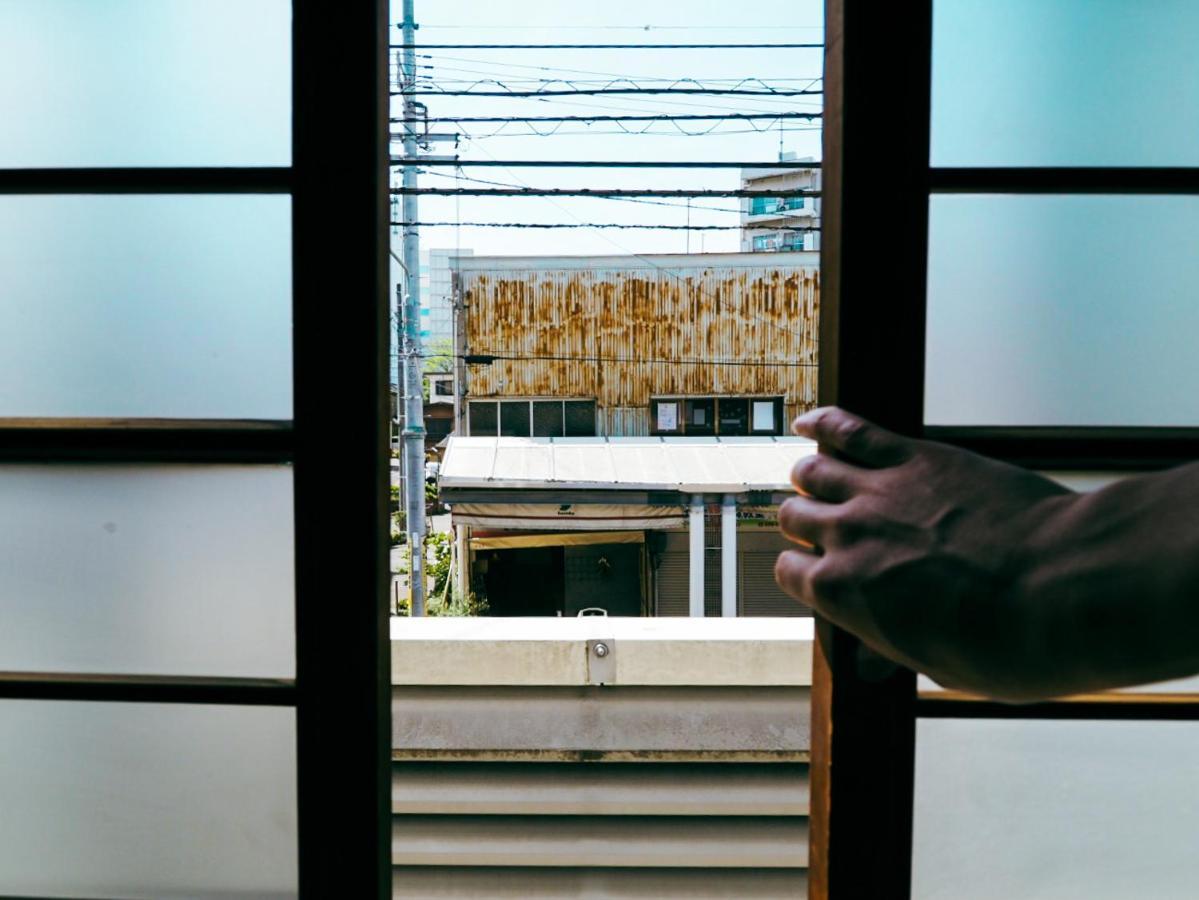 まちの別邸 緝 Shu Hostel Kōchi Kültér fotó